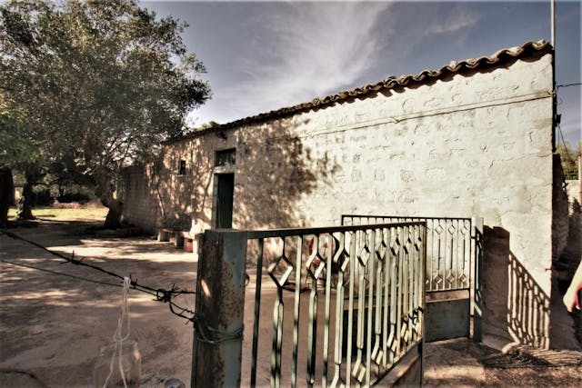 Beautiful farmhouse in the countryside of Modica - Ref: 057-20